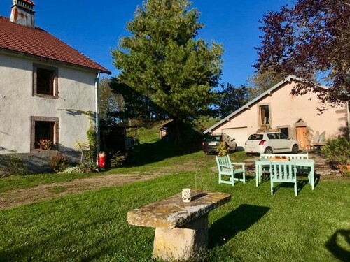 Bild 1 - Bauernhaus in Alleinlage Haute-Saone -reserviert bis 0423