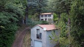 Bild 1 - Einmaliges Granitsteinhaus an einem Fluß in Lozere