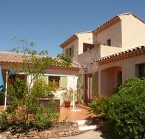 Villa la Couale - 750.000,00 EUR Kaufpreis, ca.  170,00 m² Wohnfläche in PLAN DE LA TOUR (PLZ: 83120)