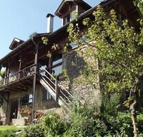 Traumhaus in Alleinlage mit herrlichem Blick - LE PORT
