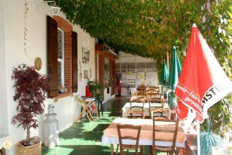 Bild 3 - 22 Zimmer Einfamilienhaus in CASTELMARY