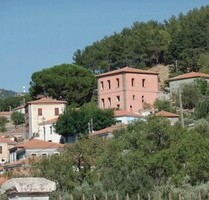 Sanierungsprojekt in Vatousa auf Lesbos - Lesvos