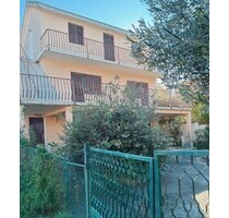 3St-Haus 190m2 Grund 250m2 Strand 400m Panorama - Kreis Bar