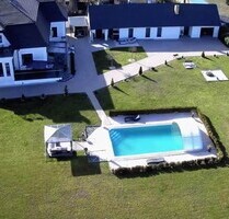 LUXUS-Villa 500m2 Pool Tennis 8000 m2 nahe Budapest - Tapiobicske