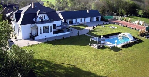 Bild 2 - 11 Zimmer Einfamilienhaus zum Kaufen in Tapiobicske