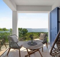 Stylishes Apartmenthaus mit Meerblick und Pool - Raa