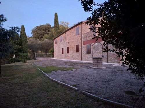 Bild 1 - Bauernhaus renoviert in sehr schöner Lage