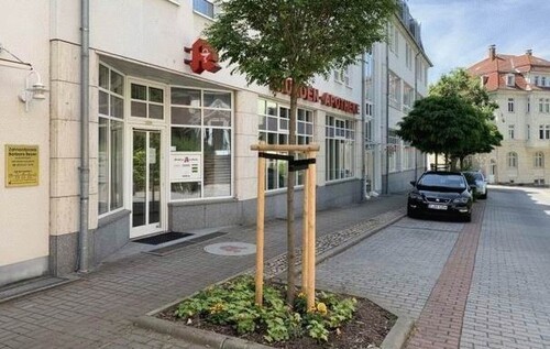 Bild 1 - Barrierefreie Praxis Ladenfläche im Erdgeschoss zu verkaufen