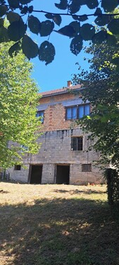 Bild 2 - 3 Zimmer Einfamilienhaus zum Kaufen in TOPUSKO