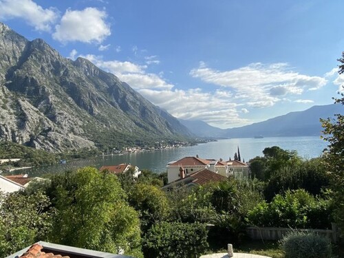 Bild 2 - 6 Zimmer Einfamilienhaus zum Kaufen in Kotor Orehovatz