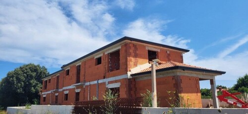 Bild 1 - ISTRIEN SISAN 170m2 Neubau Doppelhaus mit Pool