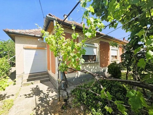 Bild 2 - 3 Zimmer Einfamilienhaus zum Kaufen in Kunfehértó