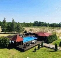 Autarkes Mehrgenerationen Haus - 750.000,00&nbsp;EUR Kaufpreis, ca.&nbsp; 700,00&nbsp;m&sup2;&nbsp;Wohnfl&auml;che in Jakabszállás (PLZ: 6078)