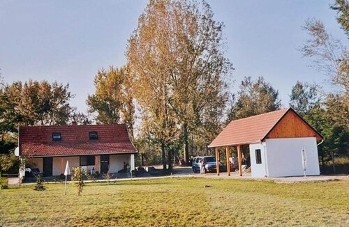 Bild 1 - Im Komitat Bacs-kiskun ein 105 m2 Ferienhaus bei Badesee