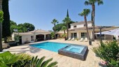 Bild 1 - Villa mit 5 Schlafzimmern und Büro und beheizten Pool