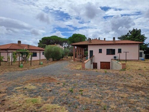 Bild 2 - 4 Zimmer Einfamilienhaus zum Kaufen in Scarlino