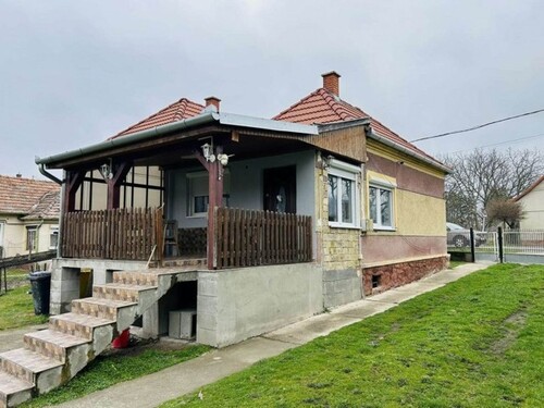 Bild 1 - In Ungarn in Komitat Zala ein 75m2 Haus mit 1417m2 Grund