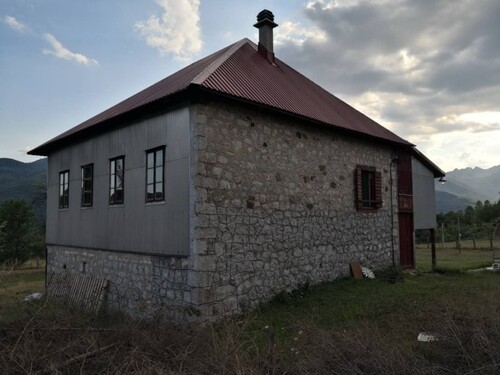 Bild 1 - 2 Haus 190m2 Grund 10000m2 Skigebiet 10km