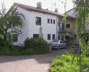 Sonnenhof Aussiedlerhof - 190.000,00&nbsp;EUR Kaufpreis, ca.&nbsp; 66,00&nbsp;m&sup2;&nbsp;Wohnfl&auml;che in Seubrigshausen (PLZ: 97702)