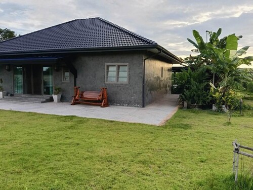 Bild 3 - 4 Zimmer Einfamilienhaus in Bandung