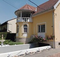 Villa in Heviz - 598.000,00&nbsp;EUR Kaufpreis, ca.&nbsp; 400,00&nbsp;m&sup2;&nbsp;Wohnfl&auml;che in Heviz (PLZ: 8380)