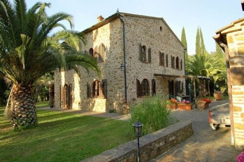 Bild 2 - 20 Zimmer Einfamilienhaus zum Kaufen in Follonica