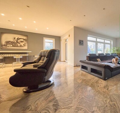 Bild 2 - 6 Zimmer Einfamilienhaus zum Kaufen in Dorum