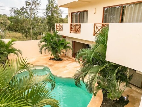 Bild 1 - Neubau karibisches Haus mit Pool