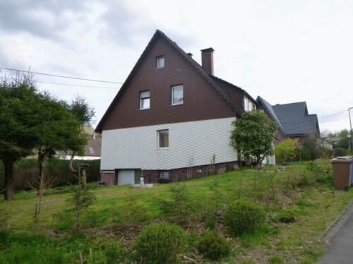 Bild 4 - Einfamilienhaus mit 325,00 m&sup2; in Wilnsdorf zum Kaufen