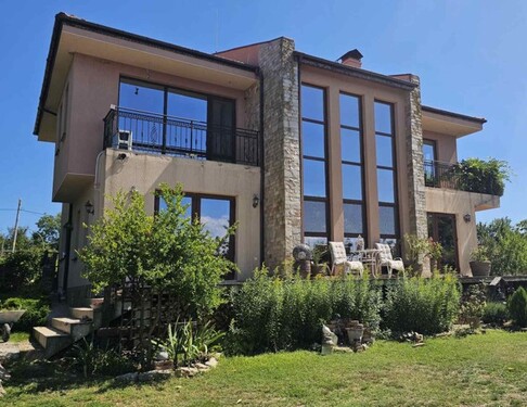 Bild 1 - Modernes Haus in traumhafter Naturlage