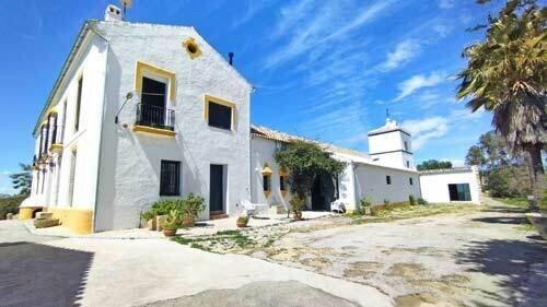 Bild 3 - 12 Zimmer Einfamilienhaus in Villamartin