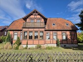 Bild 1 - Charmantes Fachwerkhaus mit Einliegerwohnung und Grund