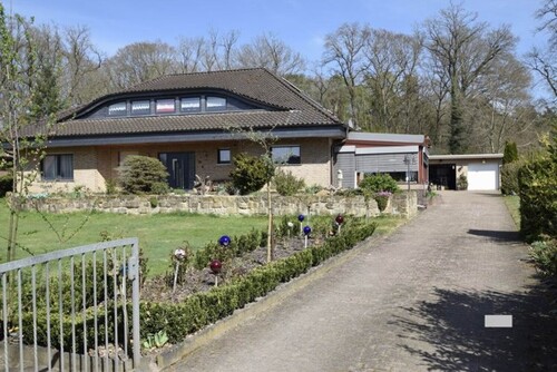 Bild 2 - 10 Zimmer Einfamilienhaus zum Kaufen in Bassum / Nordwohlde