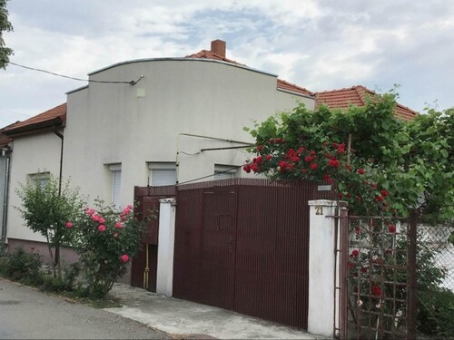 Bild 1 - Zu schön um wahr zu sein - 357.904,00&nbsp;EUR Kaufpreis, ca.&nbsp; 300,00&nbsp;m&sup2;&nbsp;Wohnfl&auml;che