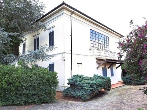 Bild 1 - Elegante Villa mit Meerblick Parklandschaft Toskana