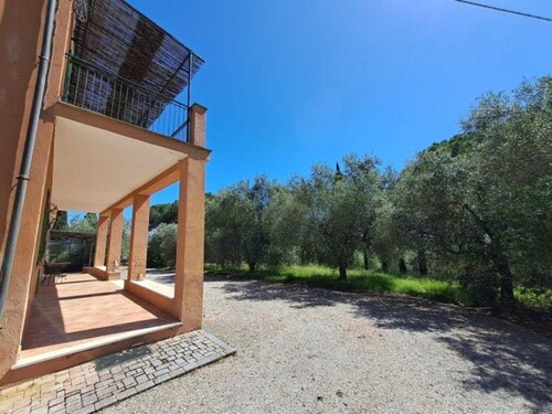 Bild 3 - 5 Zimmer Einfamilienhaus in nahe Follonica