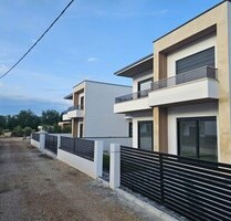 2 St Haus 180qm Grund 230m2 Sandstrand 1500m - Ulcinj
