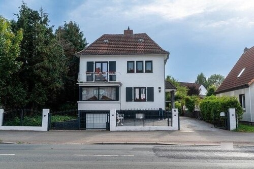 Bild 1 - Großes EFH Modernisiert mit Garten und Garage