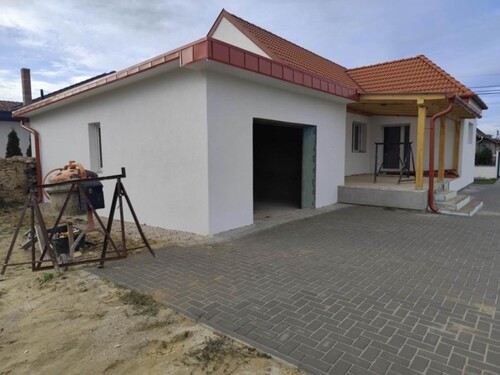 Bild 3 - 3 Zimmer Einfamilienhaus in Karmacs