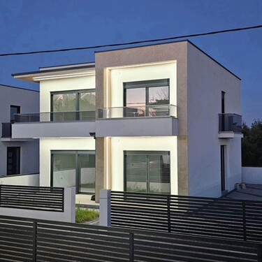 Bild 1 - 2 St Haus 180qm Grund 230m2 Sandstrand 1500m