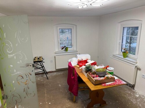 Bild 3 - 6 Zimmer Einfamilienhaus in Rothenfurth