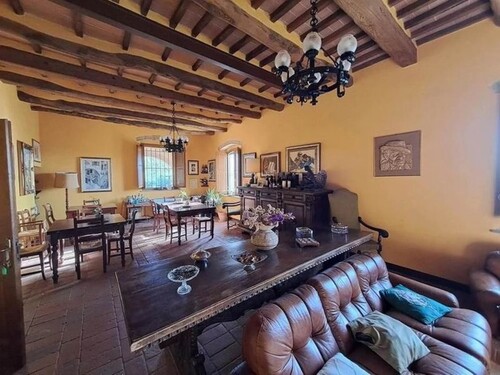 Bild 4 - Einfamilienhaus mit 330,00 m² in Follonica zum Kaufen