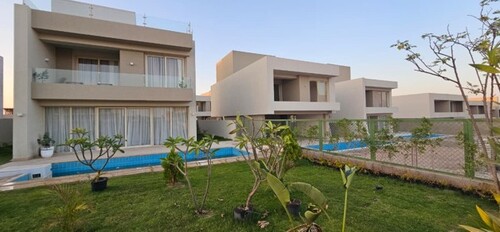 Bild 3 - 7 Zimmer Etagenwohnung in Hurghada