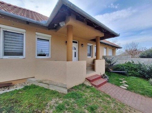 Bild 2 - 4 Zimmer Einfamilienhaus zum Kaufen in Csabrandek