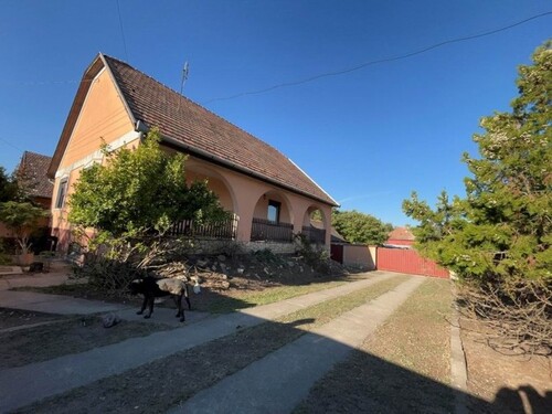 Bild 2 - 3 Zimmer Einfamilienhaus zum Kaufen in Kiskõrõs