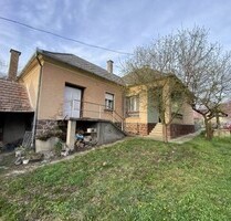 Im Komitat Zala ein 89m2 Haus mit 6496m2 Grund - Kehidakustány