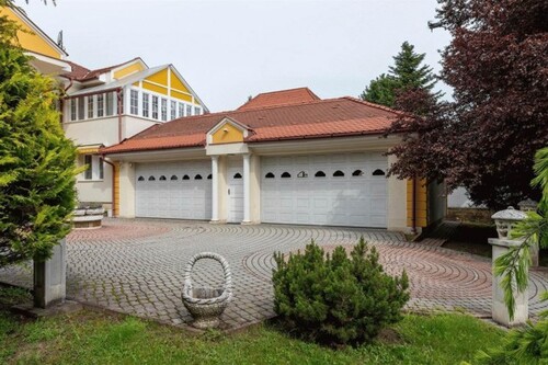 Bild 3 - 8 Zimmer Einfamilienhaus in Erd