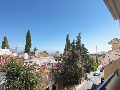 Bild 2 - 2 Zimmer Etagenwohnung zum Kaufen in Fuengirola