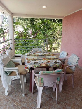 Bild 2 - 5 Zimmer Etagenwohnung zum Kaufen in Kreis Utjeha