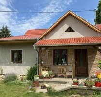 In Ungarn im Komitat Zala ein 95m2 Haus neben Wald 7000m2 - Nagykapornak